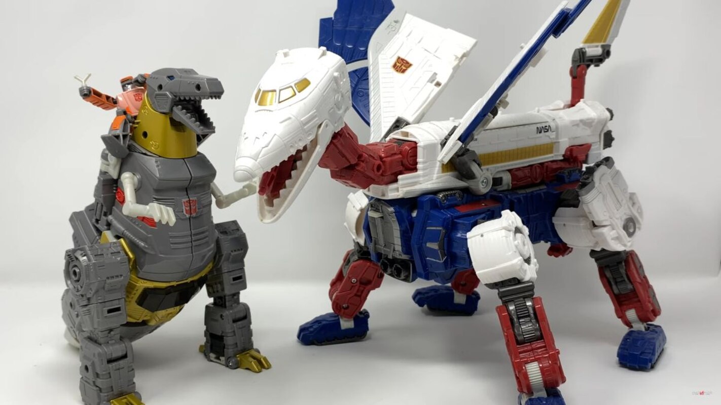 Transformers Studio Series 86 Grimlock & Wheelie InHand Images and